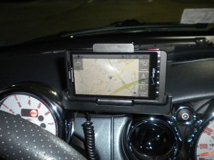 CravenSpeed mount for Garmin....using the Motorla DROID X car dock.