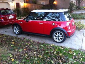 2005 Cooper S w/ 17" Rota RB wheels