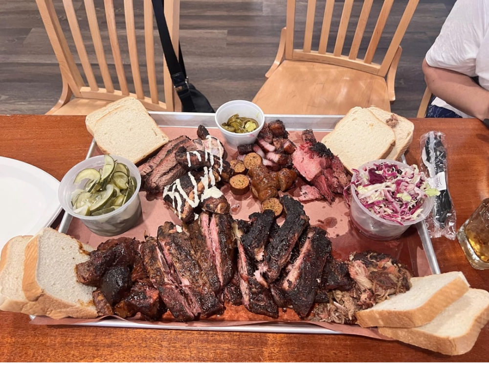 Monks BBQ.png